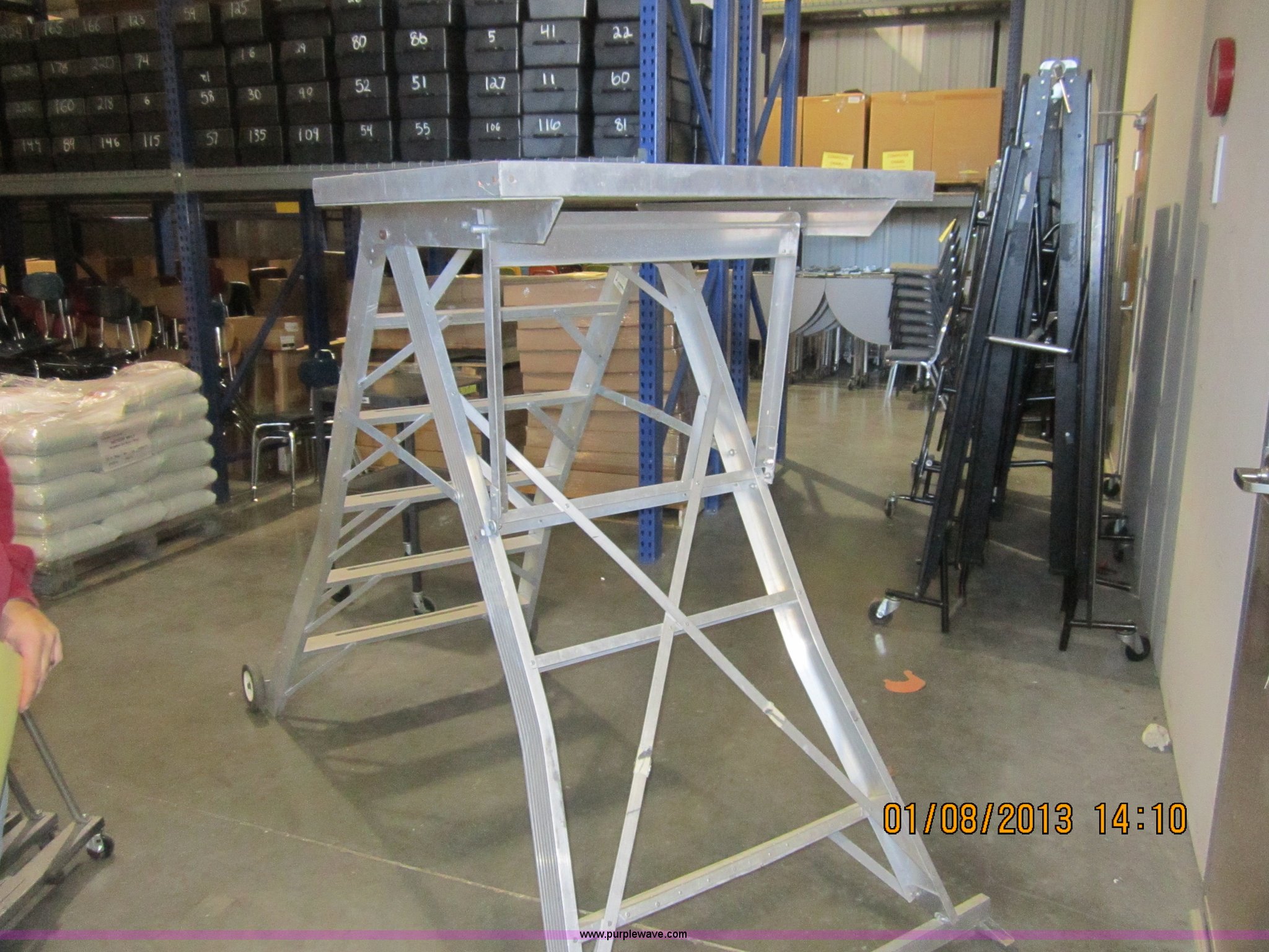 Portable aluminum drum major stand in Lawrence, KS | Item B1754 sold