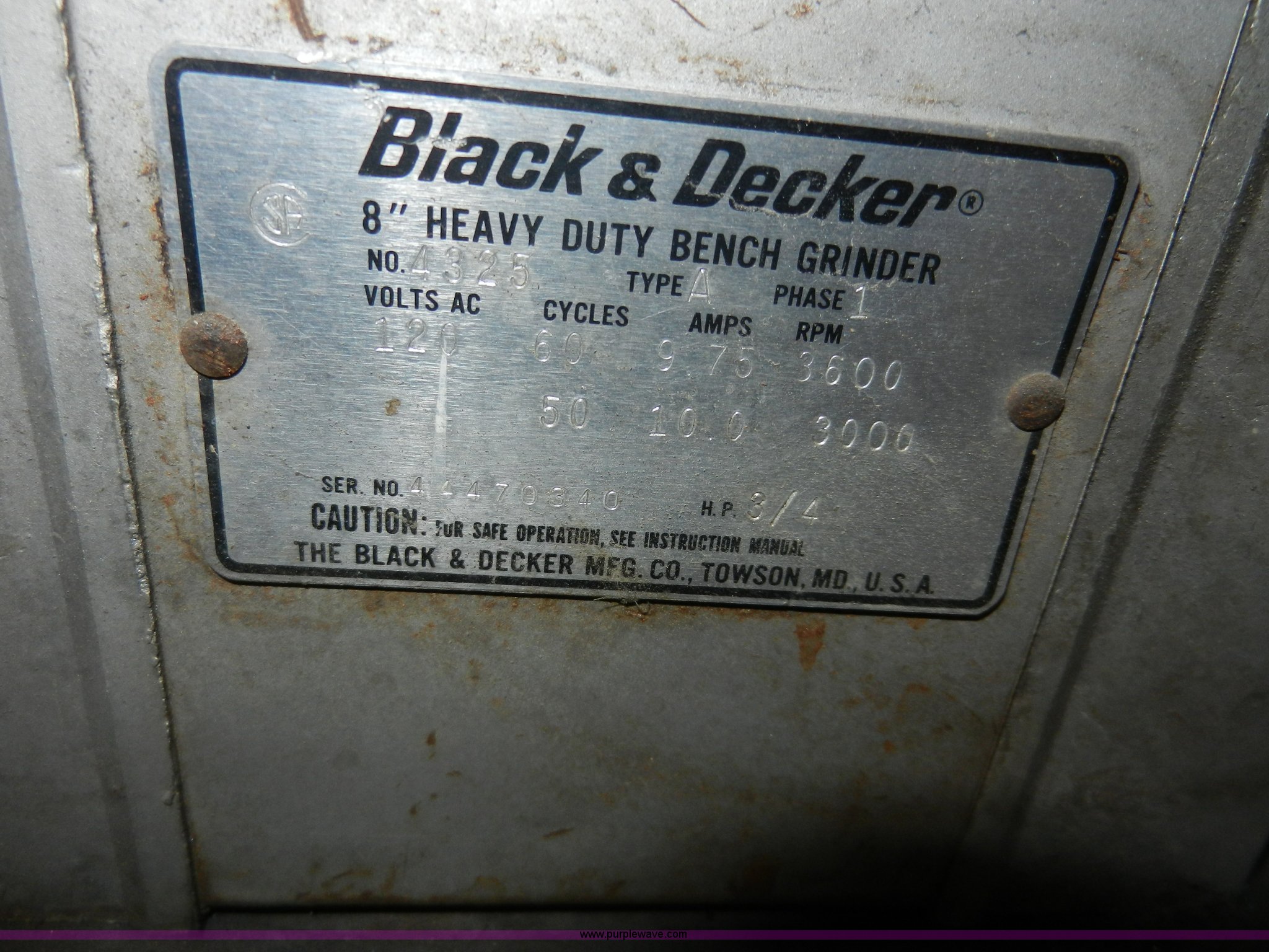 B&D bench grinder in Ottawa, KS Item C9991 sold Purple Wave