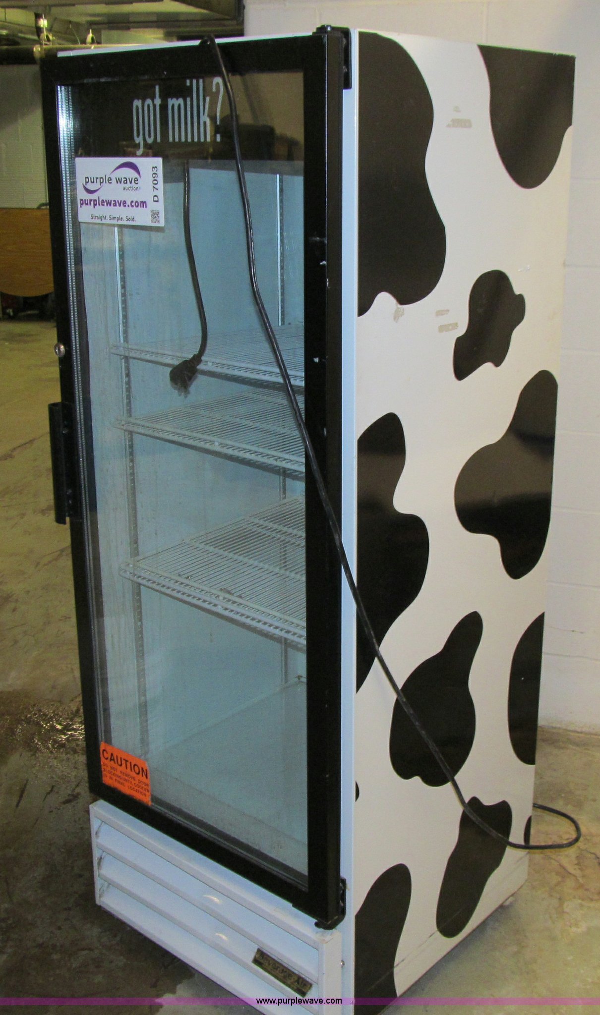 BeverageAir cooler in Des Moines, IA Item D7093 sold Purple Wave