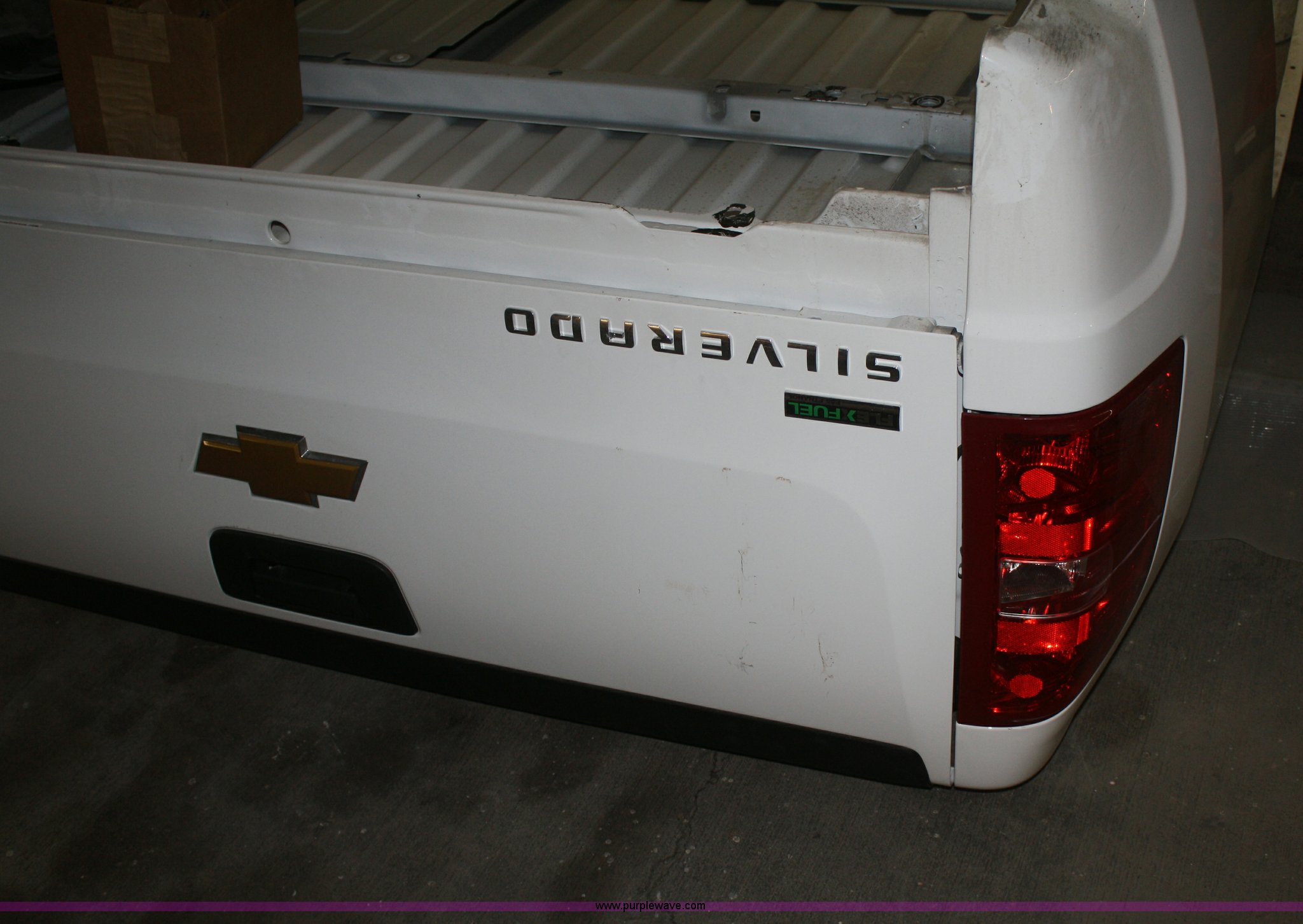 2012 Chevrolet 2500 HD pickup truck bed in Lawrence, KS Item U9743 sold Purple Wave