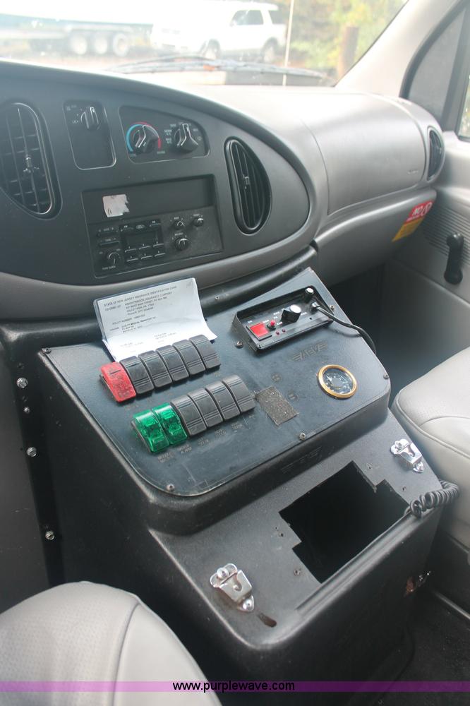 image for item C2914 1997 Ford Econoline E350 Super Duty ambulance van