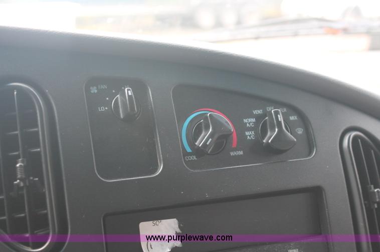 image for item C2914 1997 Ford Econoline E350 Super Duty ambulance van