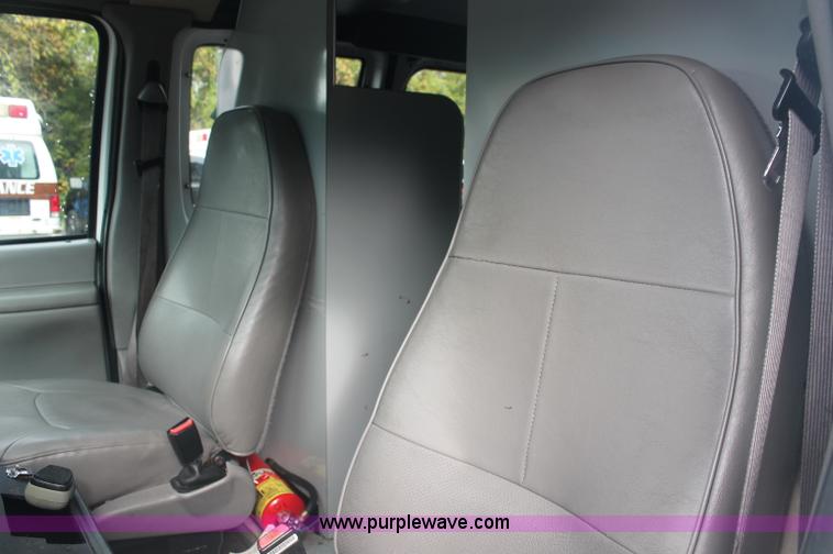 image for item C2914 1997 Ford Econoline E350 Super Duty ambulance van