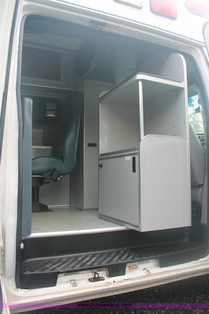 image for item C2914 1997 Ford Econoline E350 Super Duty ambulance van