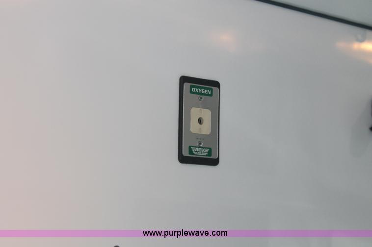 image for item C2914 1997 Ford Econoline E350 Super Duty ambulance van