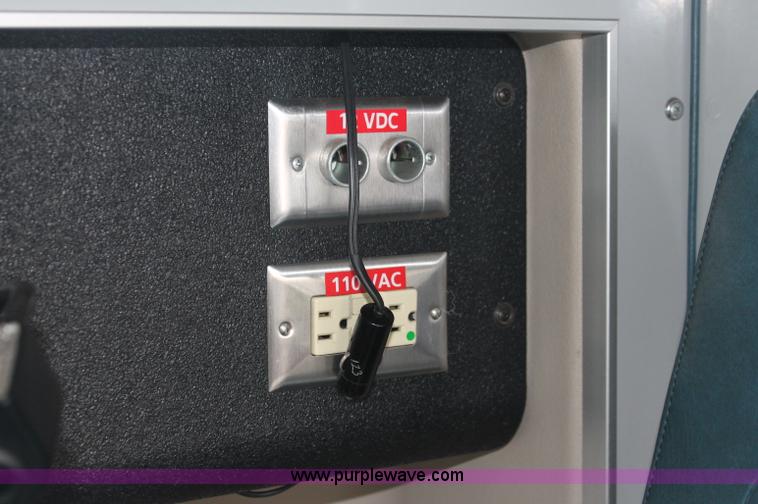 image for item C2916 1999 Ford Econoline E350 Super Duty ambulance van