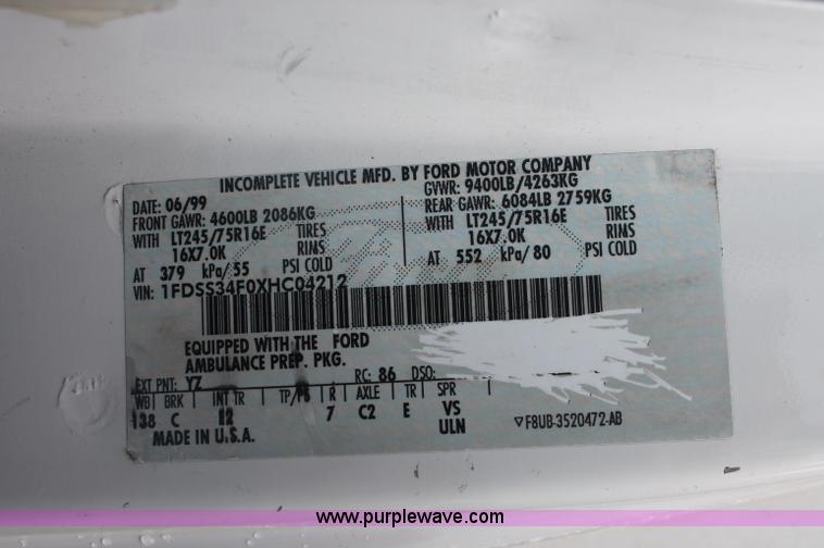 image for item C2916 1999 Ford Econoline E350 Super Duty ambulance van