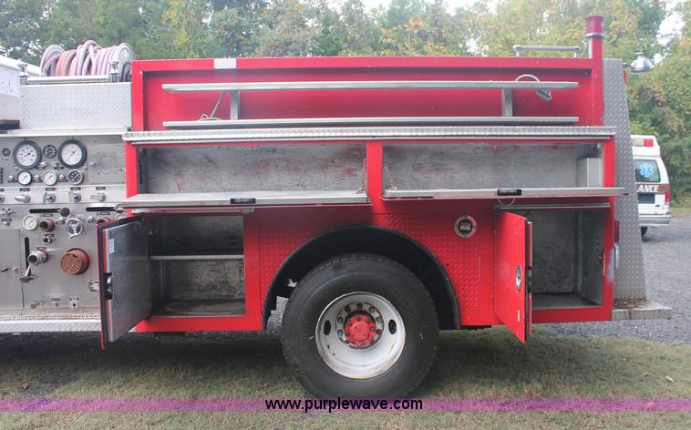 image for item C2919 1988 Federal Motors firetruck
