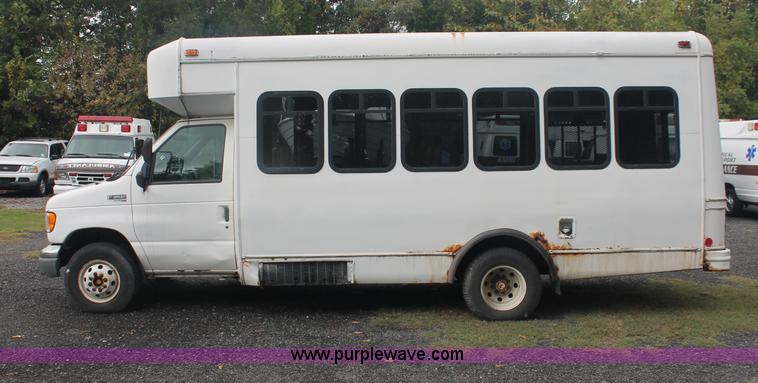 image for item C2920 1997 Ford E450 Super Duty transit bus