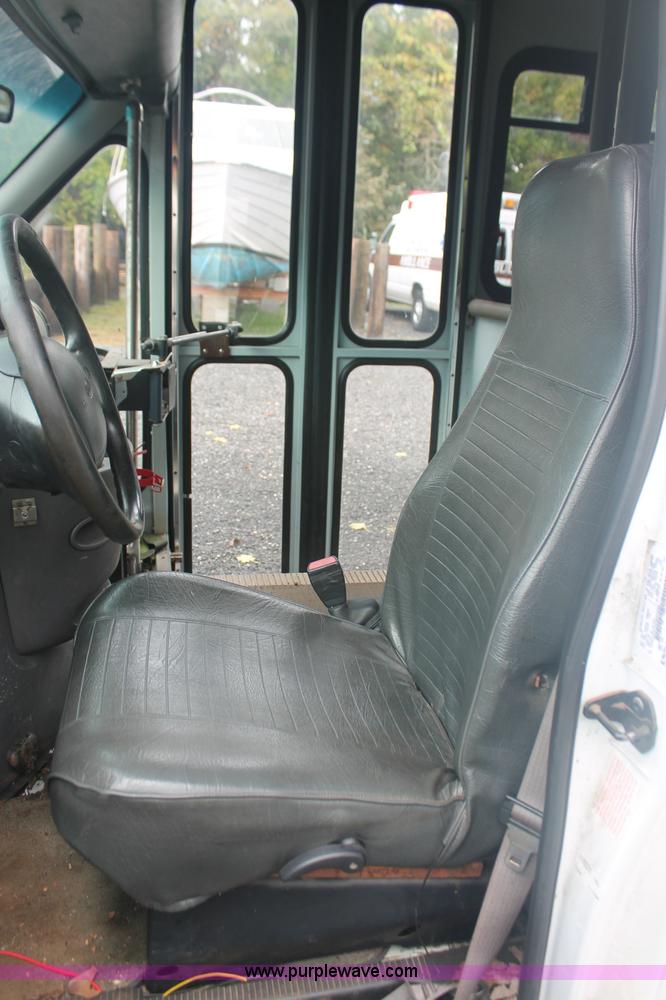 image for item C2920 1997 Ford E450 Super Duty transit bus