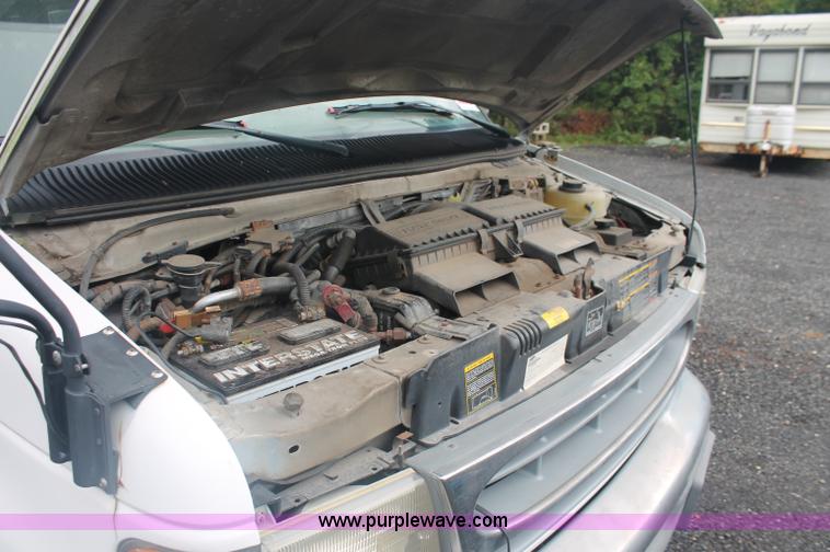 image for item C2920 1997 Ford E450 Super Duty transit bus