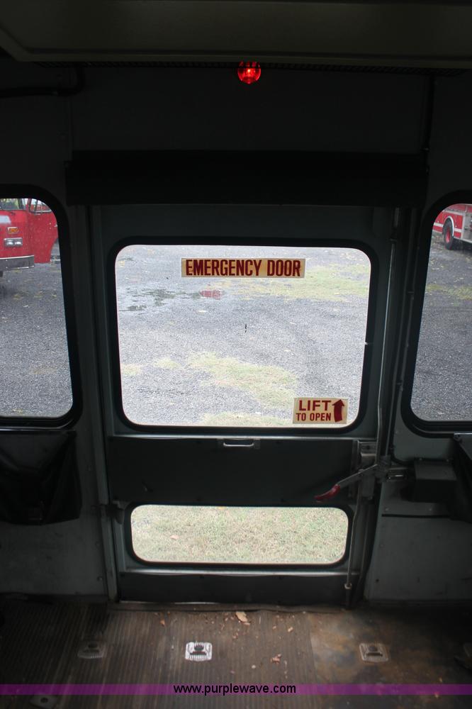 image for item C2920 1997 Ford E450 Super Duty transit bus