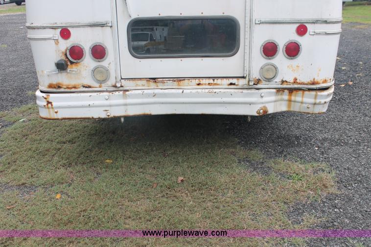 image for item C2920 1997 Ford E450 Super Duty transit bus