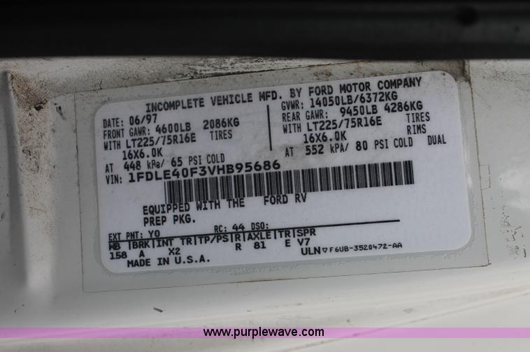 image for item C2920 1997 Ford E450 Super Duty transit bus