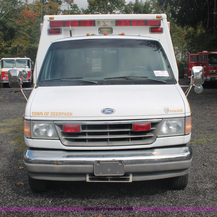 image for item C2921 1992 Ford Econoline E350 ambulance van