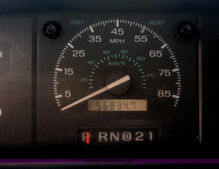 image for item C2921 1992 Ford Econoline E350 ambulance van