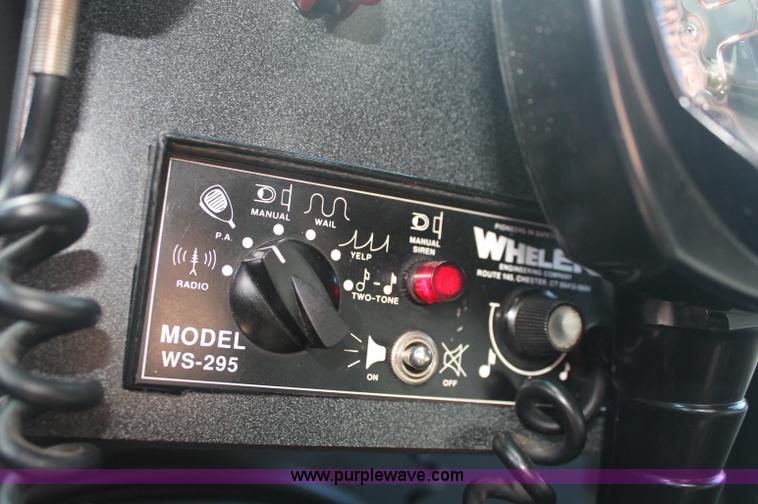 image for item C2921 1992 Ford Econoline E350 ambulance van