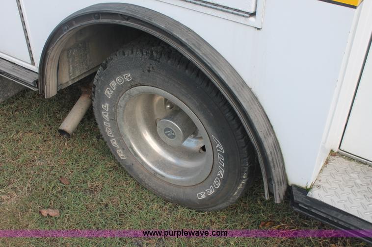 image for item C2921 1992 Ford Econoline E350 ambulance van