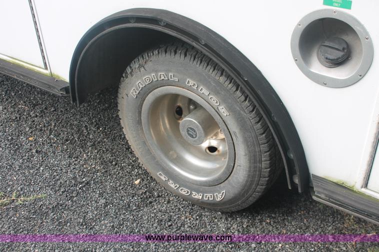 image for item C2921 1992 Ford Econoline E350 ambulance van