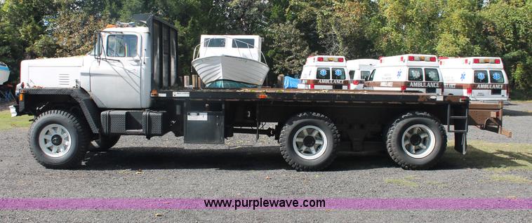 image for item C2923 1969 FWD LB6-3317 flatbed truck