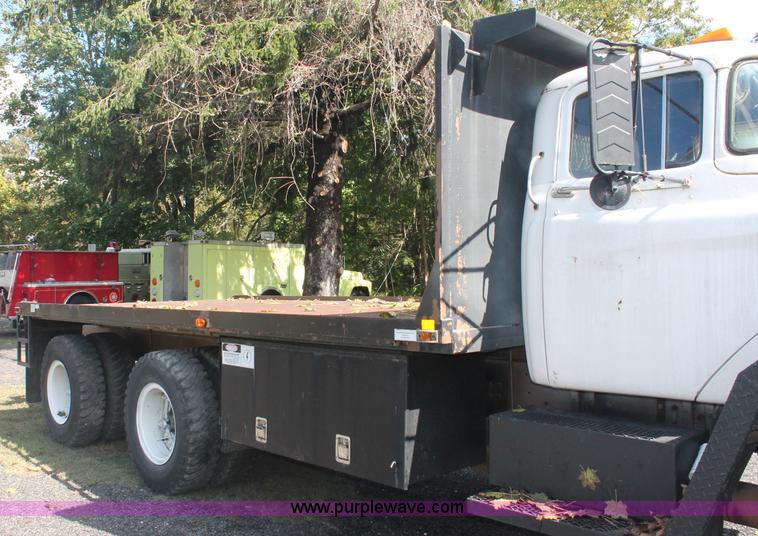 image for item C2923 1969 FWD LB6-3317 flatbed truck