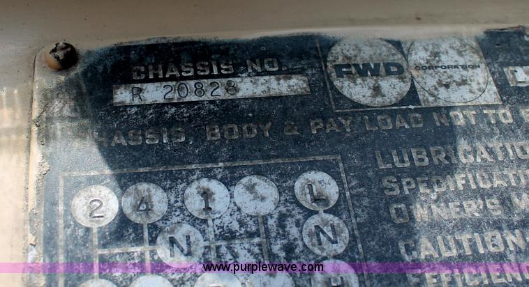 image for item C2923 1969 FWD LB6-3317 flatbed truck