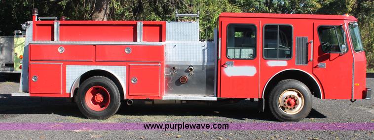 image for item C2927 1988 Federal Motors firetruck