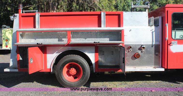 image for item C2927 1988 Federal Motors firetruck