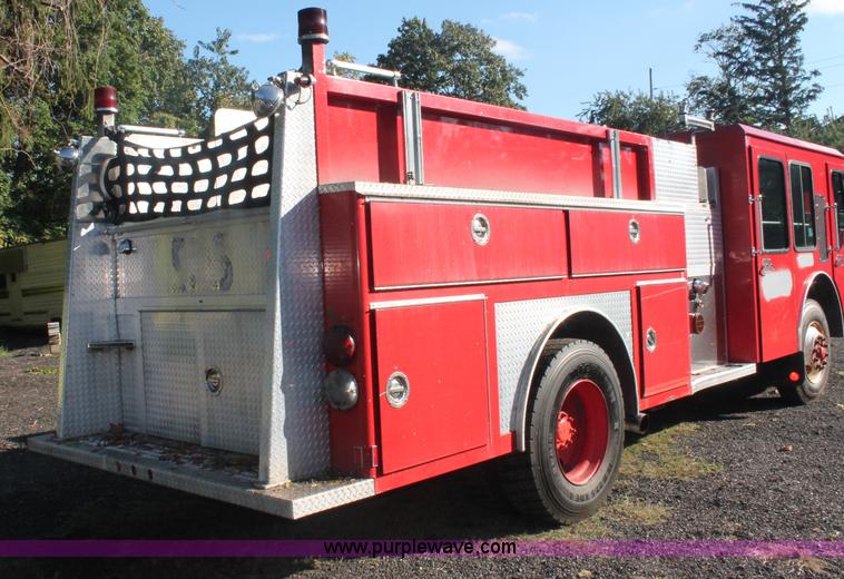 image for item C2927 1988 Federal Motors firetruck