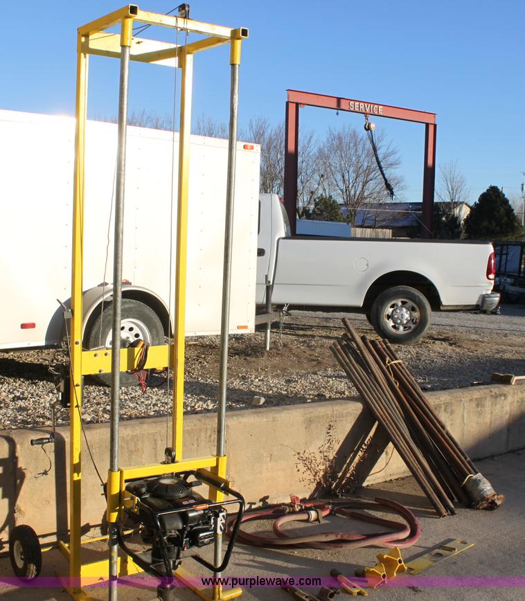 image for item AA9248 Earth Quake water well drill