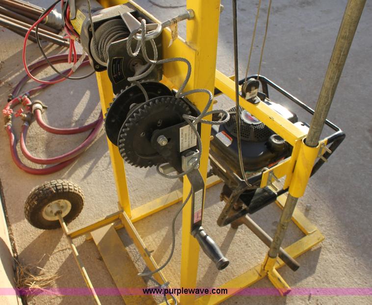 image for item AA9248 Earth Quake water well drill