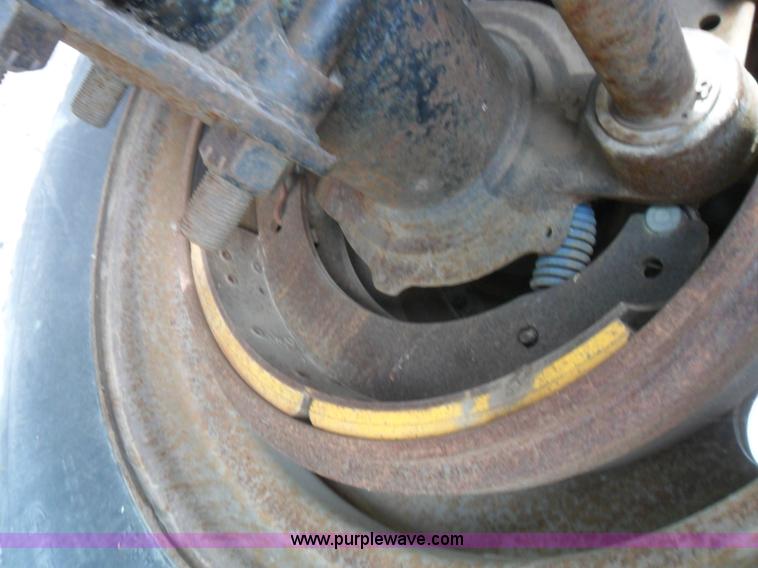 image for item AB9086 1980 Target 20' pup grain trailer