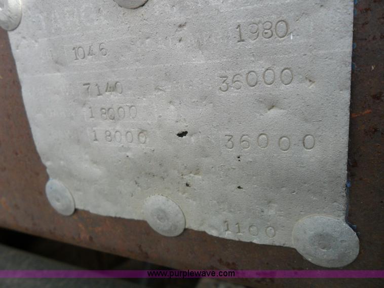 image for item AB9086 1980 Target 20' pup grain trailer