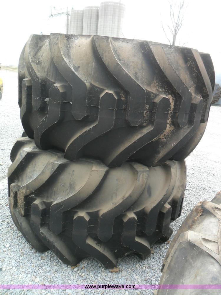 image for item AB9171 (2) Titan LSW900R965 tires