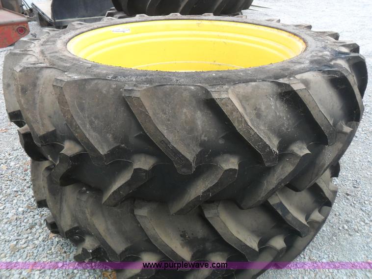 image for item AB9173 (2) Titan 525R1257 tires