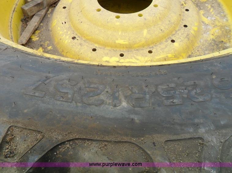 image for item AB9173 (2) Titan 525R1257 tires