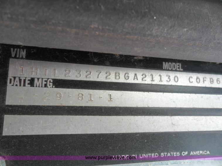 image for item AB9240 1981 International 9670 COF semi truck