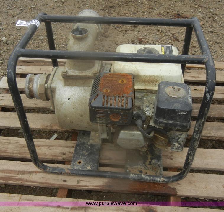 image for item AB9799 Gentec water pump