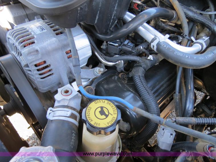 image for item B4557 2004 Dodge Dakota SLT pickup truck