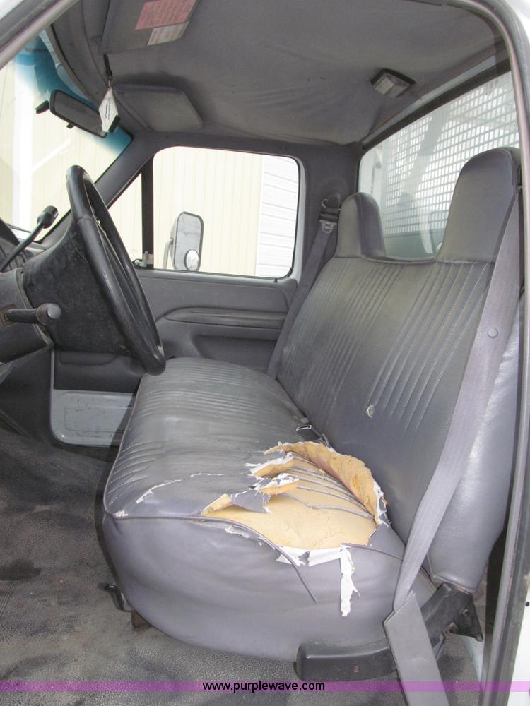 image for item B5319 1997 Ford F350 XL 35' boom truck