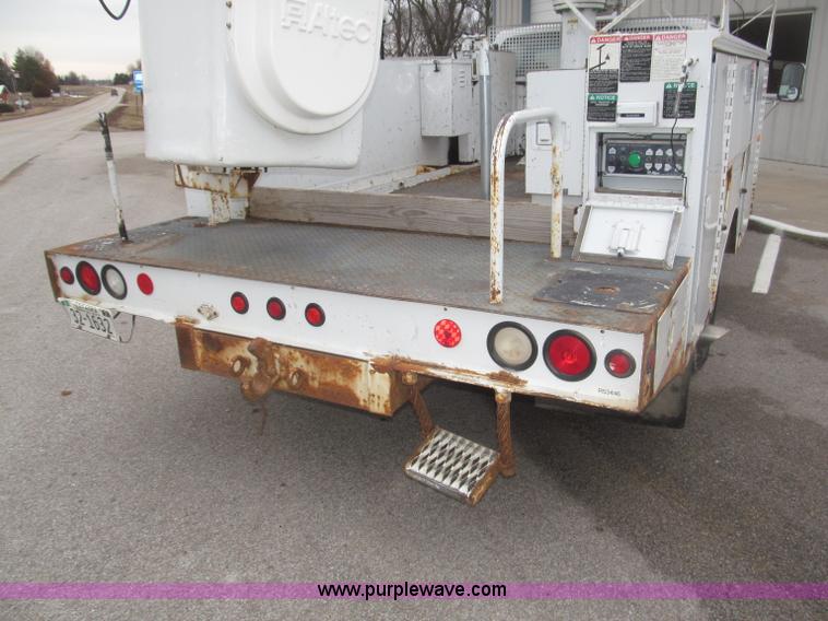 image for item B5319 1997 Ford F350 XL 35' boom truck