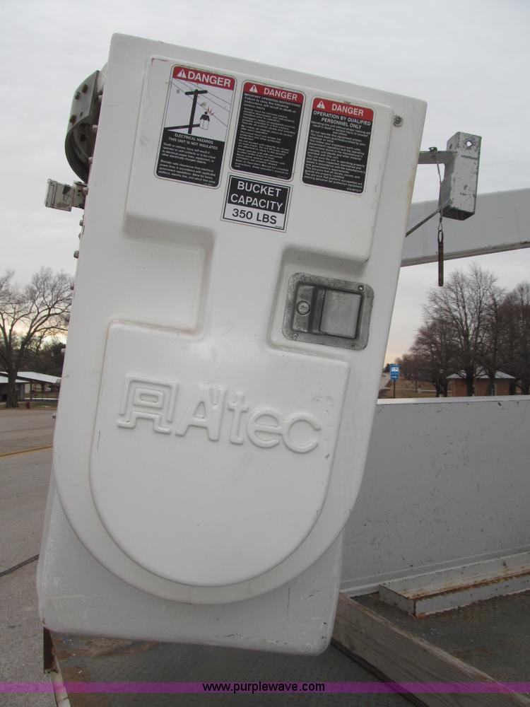 image for item B5319 1997 Ford F350 XL 35' boom truck