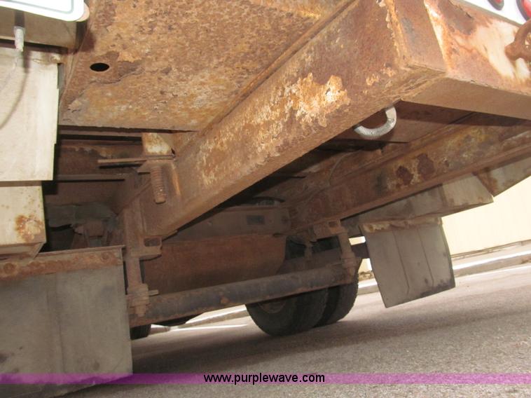 image for item B5319 1997 Ford F350 XL 35' boom truck