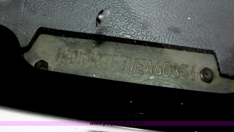 image for item B5319 1997 Ford F350 XL 35' boom truck