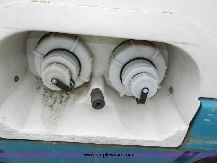 image for item D4593 Tennant 8400 industrial floor sweeper/scrubber