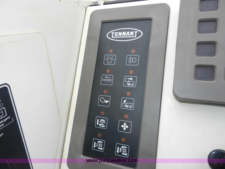 image for item D4593 Tennant 8400 industrial floor sweeper/scrubber