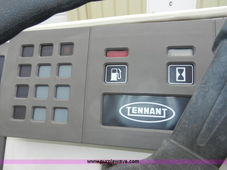 image for item D4593 Tennant 8400 industrial floor sweeper/scrubber