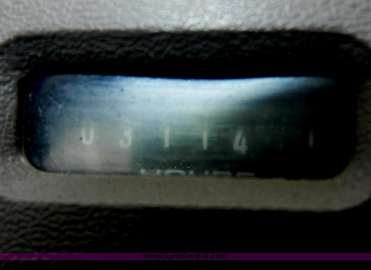 image for item D4593 Tennant 8400 industrial floor sweeper/scrubber