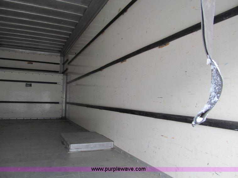 image for item D7065 1993 GMC TopKick SLE box truck