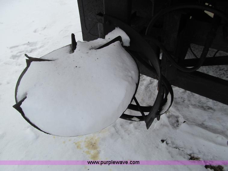 image for item D7066 1989 International 1754 plow truck